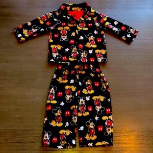 Disney’s Mickey Mouse fleece pajama set EUC 12M